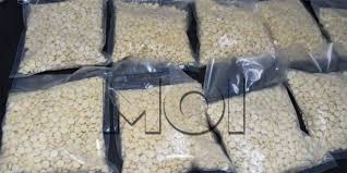 ضبط مروج مخدرات ومصادرة كميات كبيرة من المواد المخدرة بحوزته في حمص   