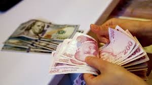 الليرة التركية تعاود تراجعها أمام الدولار بسبب مخاوف المستثمرين