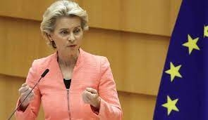 رئيسة المفوضية الأوروبية تدخل الحجر الصحي بعد مخالطتها شخصاً مصاباً بكورونا