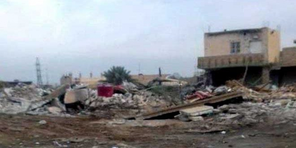 بعد أن دمر الإحتلال الأمريكي المنشآت التعليمية .. ميليشياته تهدم عشر منازل لمواطنين سوريين