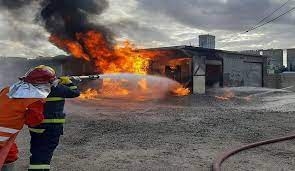 العراق: اندلاع حريق بمعمل للمشتقات النفطية في صلاح الدين