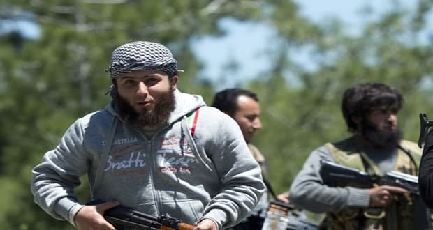 ضباط أوكرانيين وأتراك يلتقوم إرهابيين شمال سورية لتجنيدهم للقتال في أوكرانيا