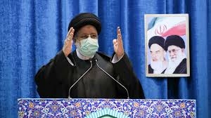 الرئيس الإيراني: نسعى بقوة لرفع العقوبات في محادثات فيينا ولم ولن نتراجع عن الخطوط الحمراء