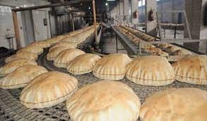 وزير التموين: آلية بيع الخبز الحالية مستمرة حتى الانتهاء من ربط البطاقات مع المعتمدين