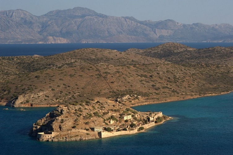 خوفا من صواريخ المقاومة.. اقتراح إسرائيلي لشراء جزر في اليونان