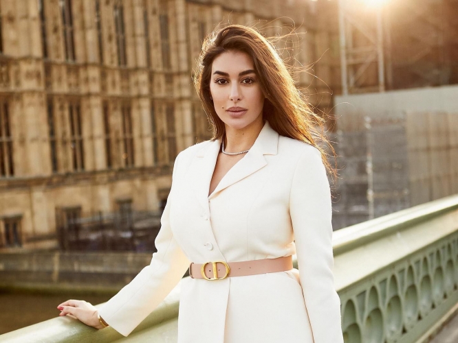ياسمين صبري تطل من لندن بعد تعيينها سفيرة لمنظمة المرأة العربية في لندن