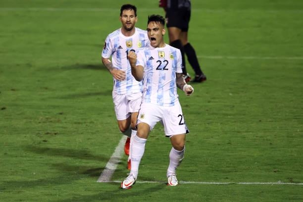 الأرجنتين تفوز على فنزويلا وتحل ثانيا في  تصفيات أمريكا الجنوبية