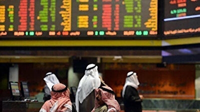 معظم بورصات الخليج تسجل تراجعا مع انخفاض أسعار النفط