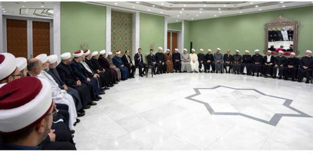 الرئيس بشار الاسد يستقبل وفدا من كبار علماء الدين الاسلامي بدمشق بمناسبة شهر رمضان المبارك