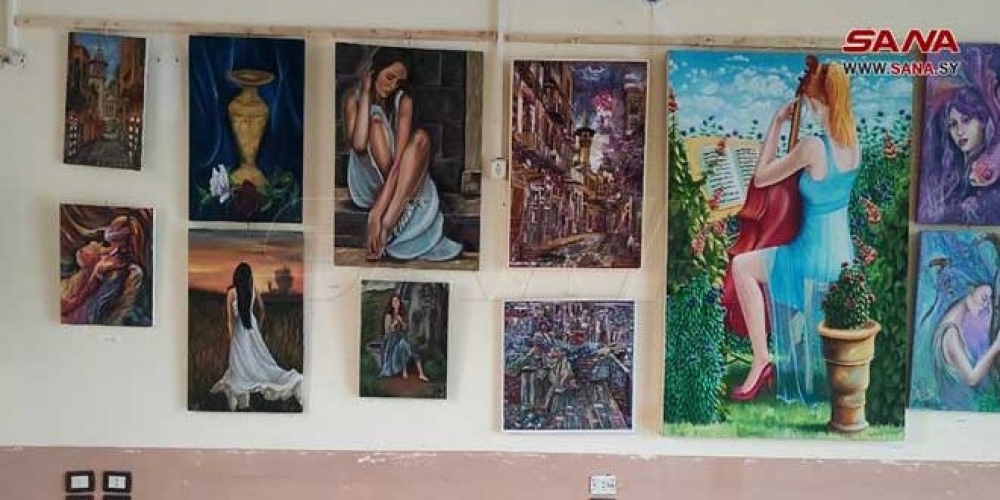 75 لوحة ومنحوتة ضمن معرض فني جماعي في مدينة شهبا