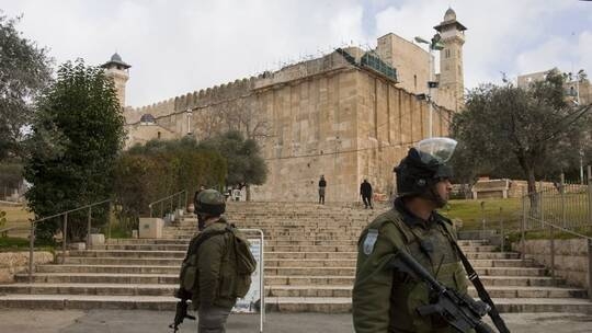 بسبب الأعياد اليهودية.. إسرائيل تغلق المسجد الإبراهيمي لمدة يومين