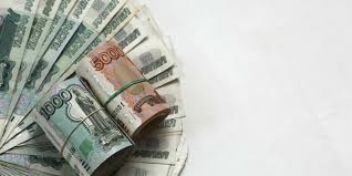 احتياطيات روسيا ترتفع إلى أكثر من 611 مليار دولار