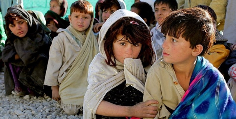تقرير نحو 10 ملايين طفل أفغاني يعانون الجوع