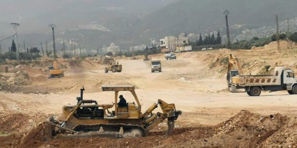 المواصلات الطرقية في حماة تستأنف أعمال المرحلة الثالثة لأوتوستراد حمص – مصياف