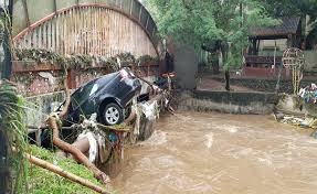 مقتل أكثر من 12 شخصا في فيضانات شمال شرق الهند