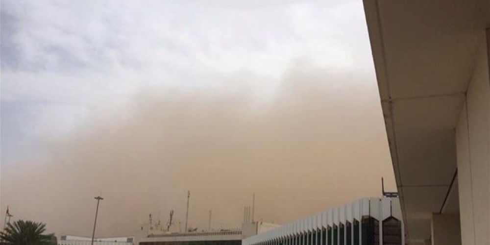 في العراق...مطار بغداد يعلق الحركة الملاحية بسبب العاصفة الترابية