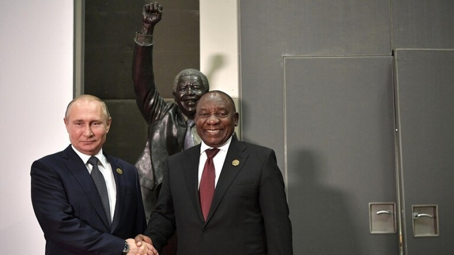 الكرملين: بوتين يبحث مع رئيس جنوب أفريقيا الأمن الغذائي وتوريد الأسمدة إلى إفريقيا