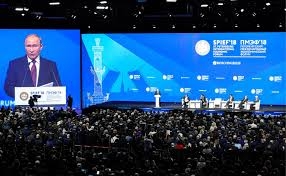انطلاق أعمال منتدى سانت بطرسبرغ الاقتصادي الدولي وكلمة مرتقبة للرئيس الروسي