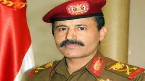وزير الدفاع اليمني... مخزون أسلحة الردع الاستراتيجية تكفي لعقود ويجري تعزيز تراسانتنا الصاروخية على قدم وساق