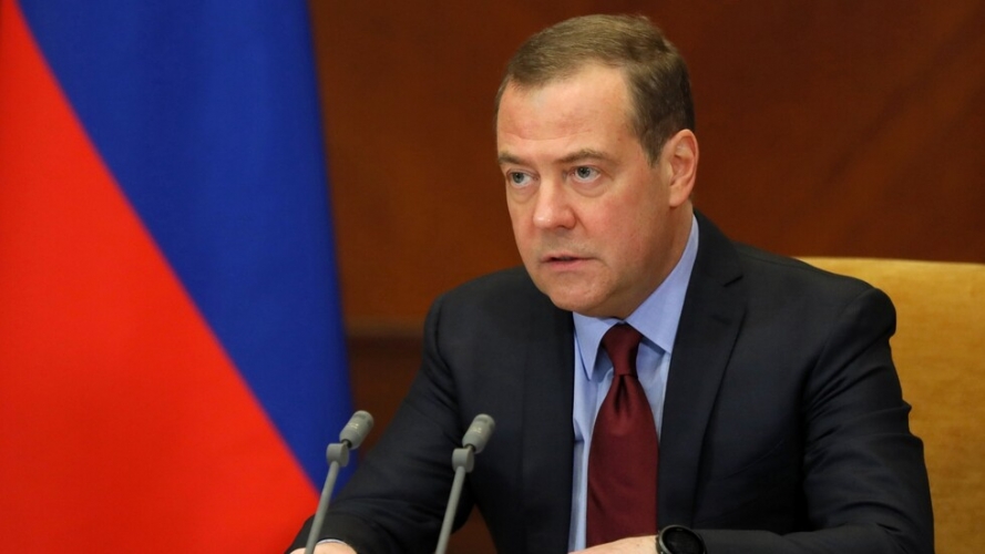 ميدفيديف يؤكد أن الرد الروسي على حظر عبور البضائع إلى مقاطعة كالينينغراد سيكون قاسيا جدا