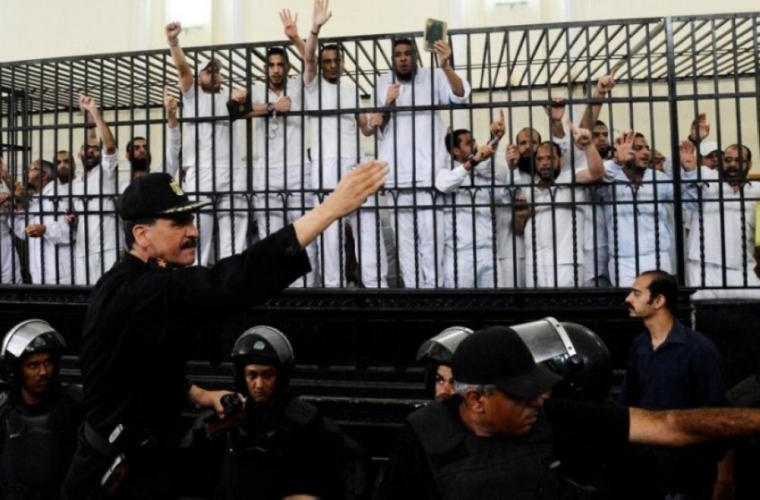 في مصر.. محكمة تحكم بالإعدام بحق 10 من قيادات الإخوان المسلمين