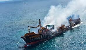 سلطات الموانئ اليونانية: غرق سفينة شحن ونجاة كافة أفراد طاقمها السبعة