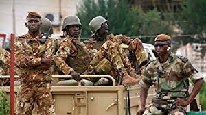 مقتل 6 أشخاص في هجوم مسلح لمجهولين في مالي