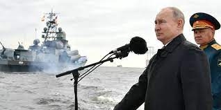 الكرملين: الرئيس بوتين سيوقع في يوم البحرية على مرسوم إقرار العقيدة البحرية الروسية و ميثاق الأسطول العسكري الروسي