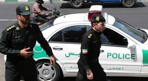 الأمن الإيراني: اعتقال 10 إرهابيين كانوا يعتزمون تنفيذ عمليات إرهابية في تجمعات دينية عاشورائية