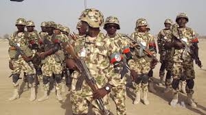 مقتل 5 أشخاص في هجوم مسلح في نيجيريا