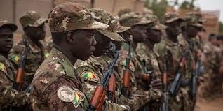 في مالي...مقتل 17 جندي و4 مدنيين في هجوم لتنظيم /داعش/ الارهابي