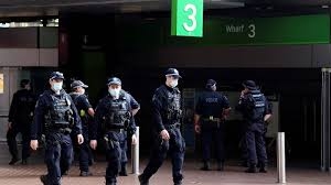 الشرطة الاسترالية تعتقل رجلاً بعد إطلاق عيارات نارية في مطار كانبيرا