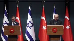 أردوغان يهاتف رئيس كيان العدو الإسرائيلي ويؤكد أن العلاقات تكتسب زخما جديدا مع تعيين السفراء   