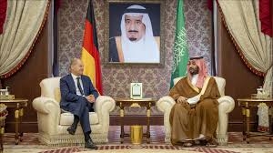 المستشار الألماني شولتس يصل السعودية ضمن جولة تشمل قطر والإمارات