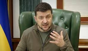 زيلينسكي: سنتقدم بطلب الحصول على عضوية 