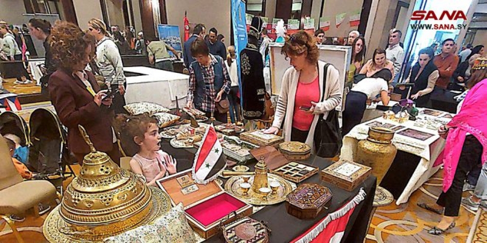 سورية تشارك في معرض البازار الخيري لنادي السيدات الدولي في صربيا