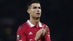 بعد استبعاده من لقاء تشيلسي.. مانشستر يفرض عقوبة أخرى بحق رونالدو