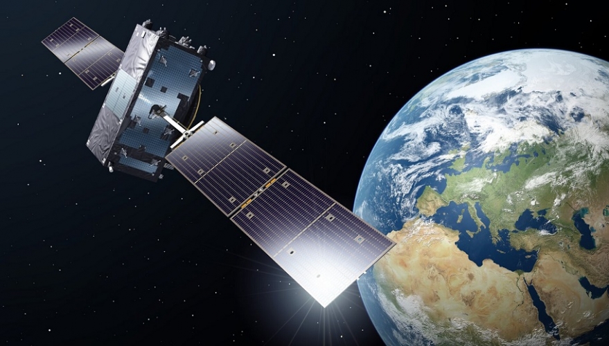 روسيا تبدأ بتشغيل أول قمر صناعي مخصص للإنترنت الارضي