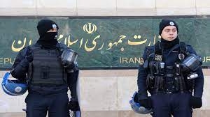 إيران تعلق القاء القبض على خلية الاسناد لجريمة شيراز المؤلفة من 6 إرهابيين