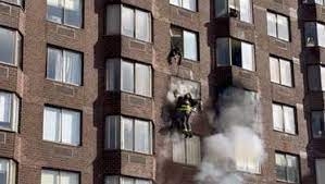 إصابة 38 شخصاً بجروح جراء حريق في نيويورك