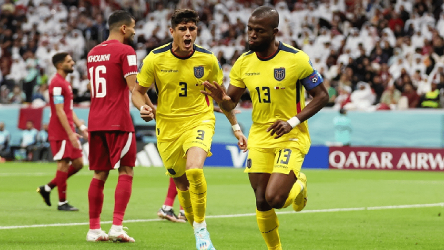 قطر تخسر أمام الأكوادور في المباراة الافتتاحية للمونديال