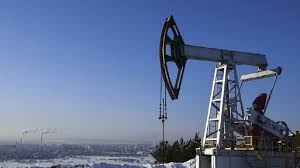 الاتحاد الأوروبي ينشر قراره حول فرض سقف على أسعار النفط المستورد من روسيا