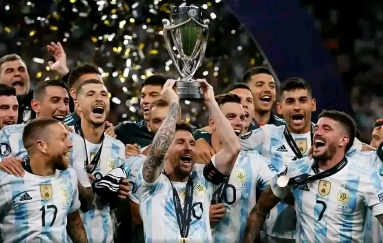 الأرجنتين بطلاً لكأس العالم 2022 بعد فوزها على فرنسا بركلات الترجيح