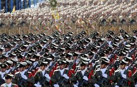 طهران تعلن عن إجراء مناورات عسكرية شاملة 