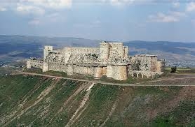 قلعة الحصن بحمص.. استمرار أعمال الترميم والتأهيل لأجزاء القلعة
