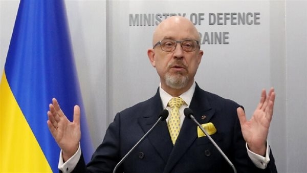 وزير الدفاع الأوكراني: لن نستهدف الأراضي الروسية بالأسلحة الغربية البعيدة المدى