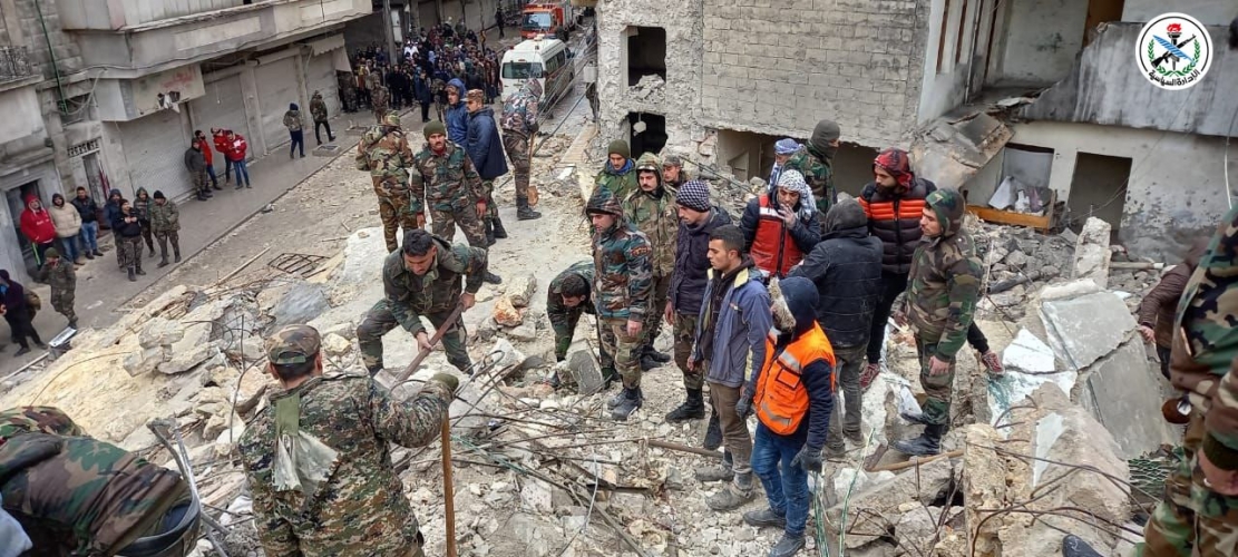 منذ اللحظة الاولى والجيش العربي السوري اتخذ إجراءات فورية وعاجلة لمساعدة المتضررين من الزلزال