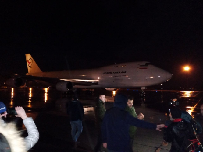 السفير الايراني في دمشق وصول طائره المساعدات الايرانيه إلى دمشق بحمولة ٤٥ طنا ً للمساعده