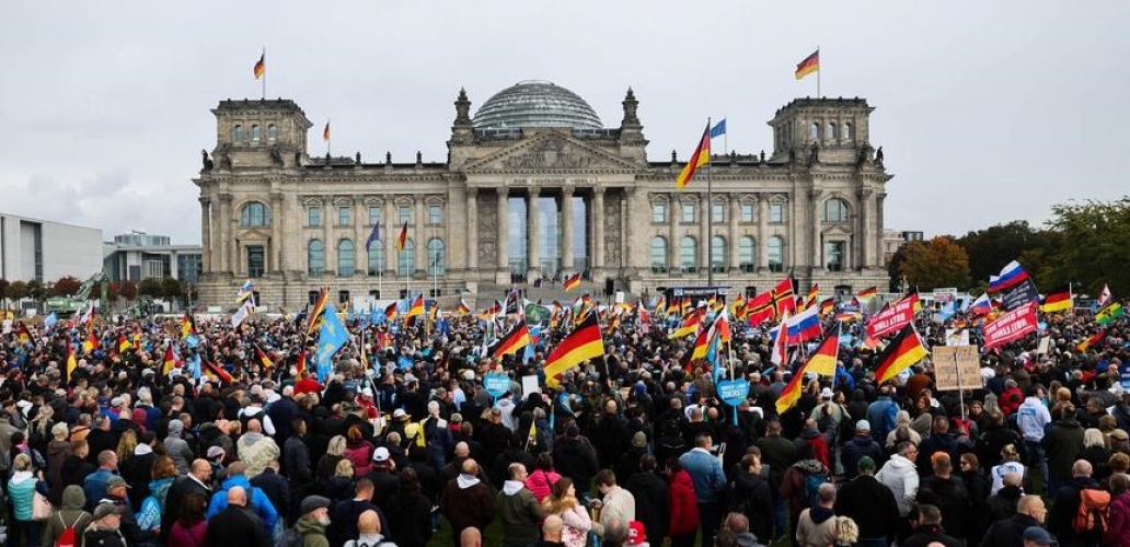 مظاهرة في العاصمة الألمانية تطالب بوقف الدعم العسكري لأوكرانيا