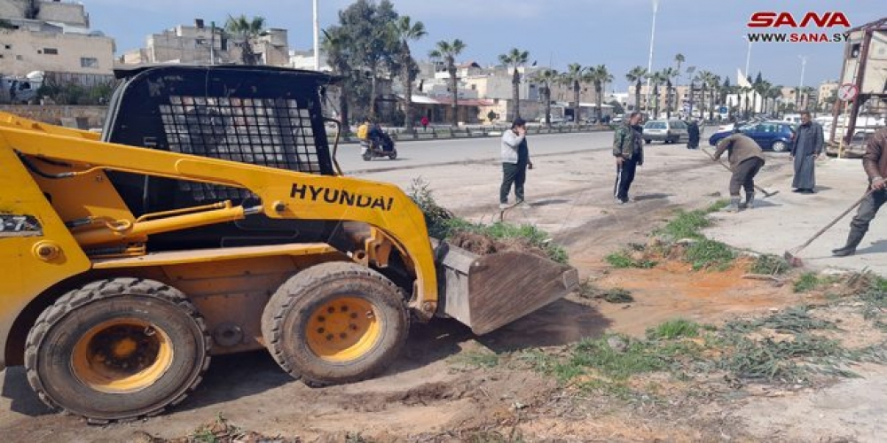 فعاليات أهلية في حماة تنفذ أعمال تنظيف وتحسين طرقات في المدينة